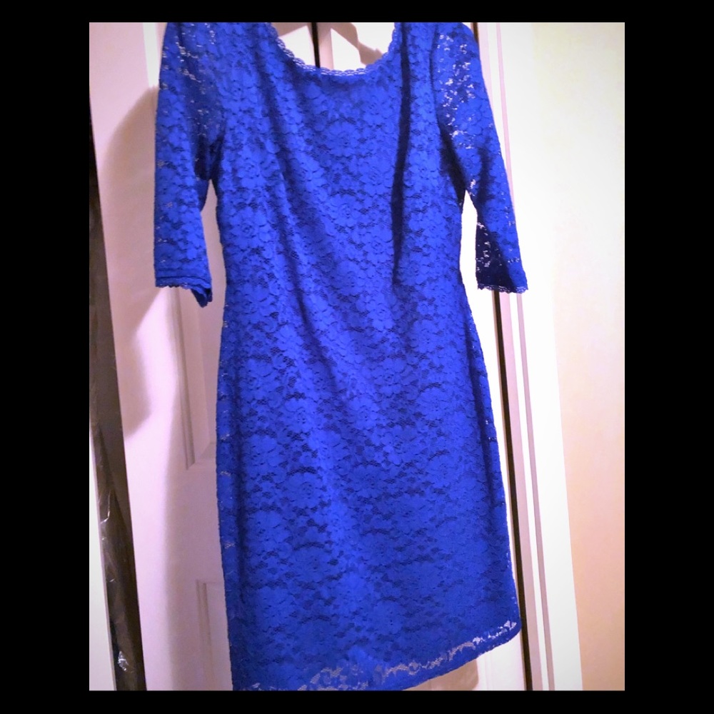 Floral lace stretch party dress